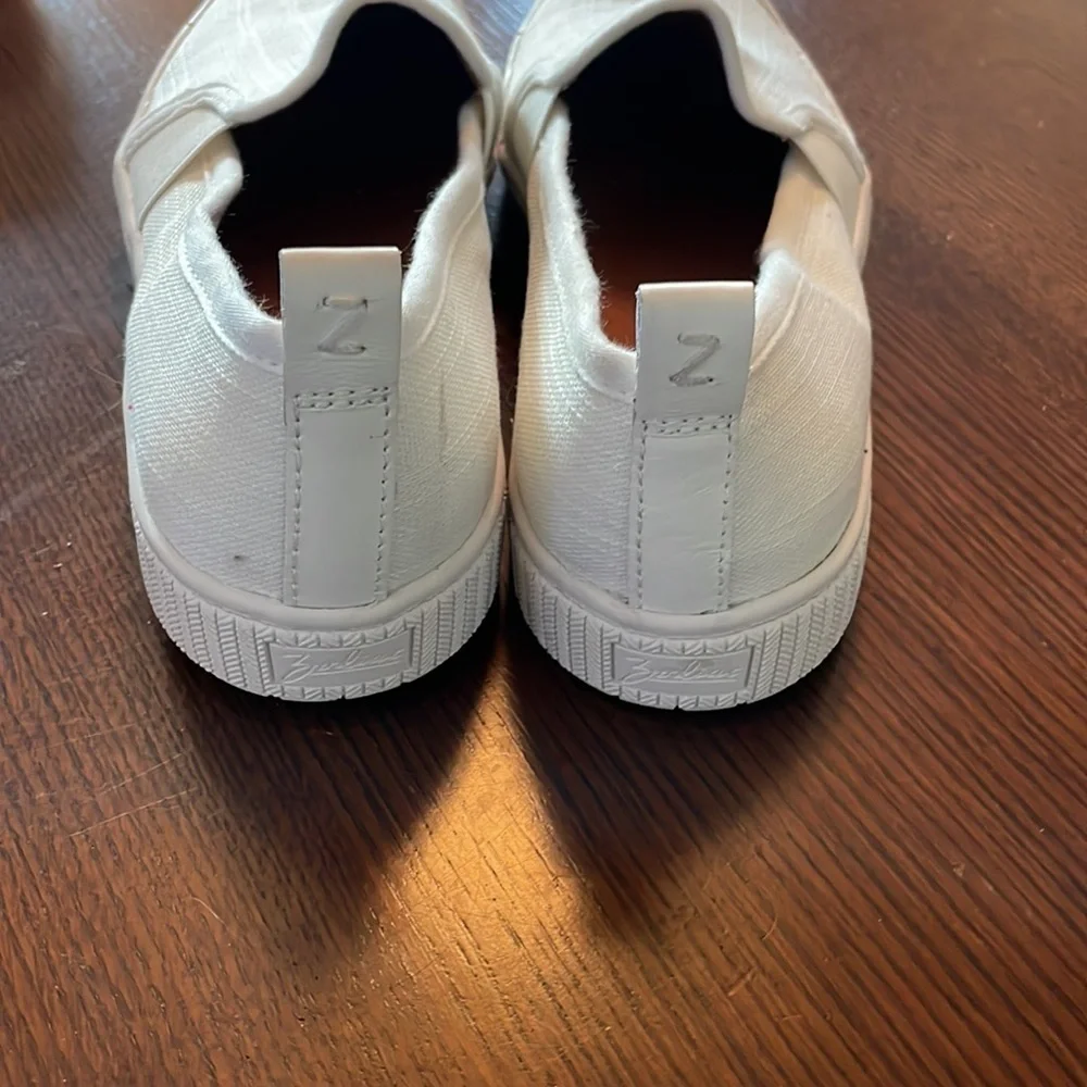 Zodiac Ciara Slip-On Sneakers Shoes Women's 9M Cream color